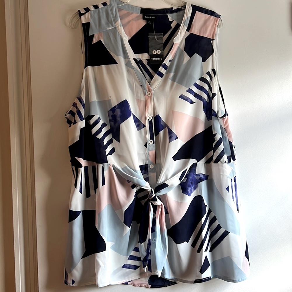 NWT: Torrid Tie Front Blouse